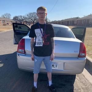 Meet your Posher, Devin